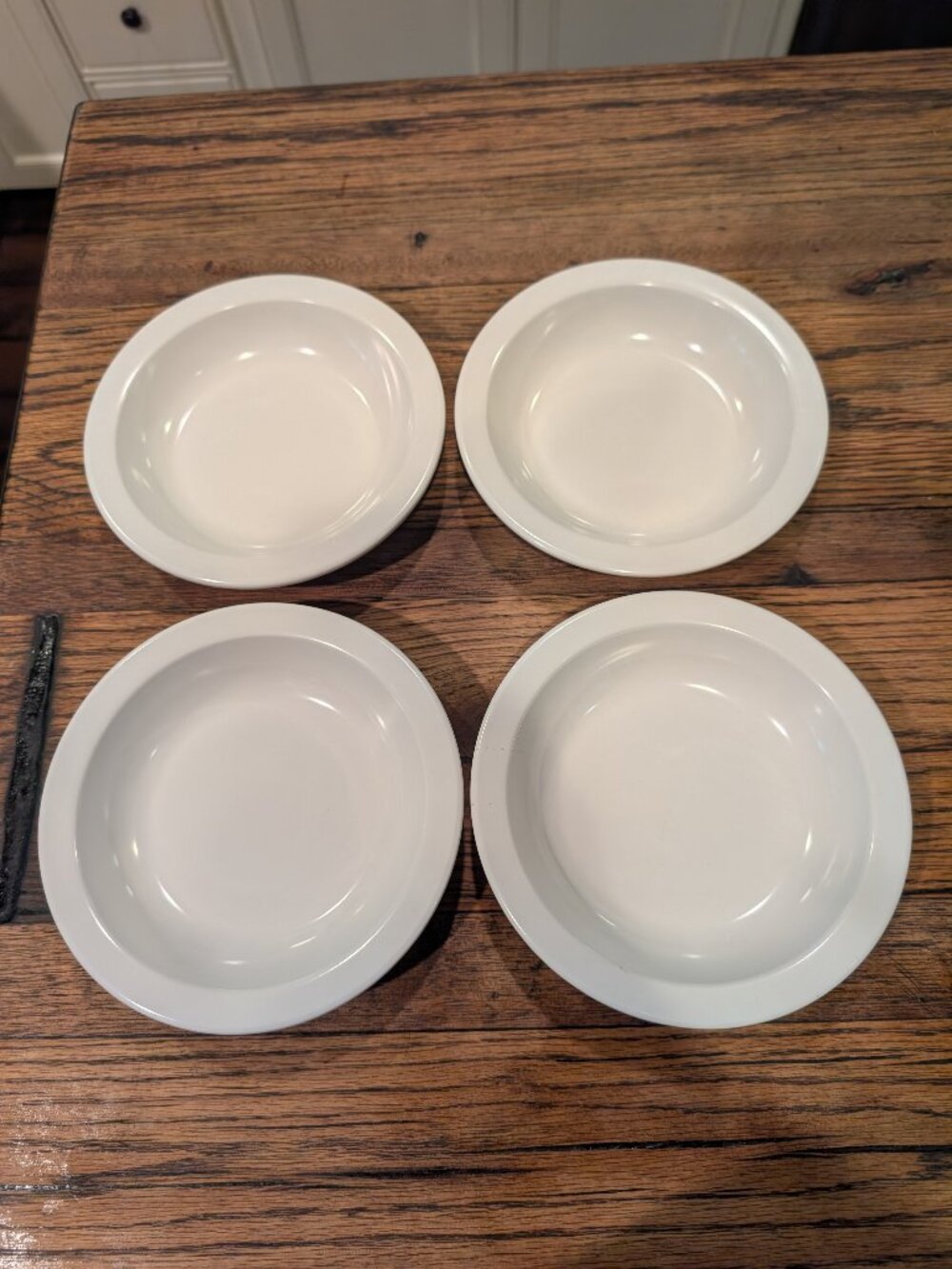 1980's DALLAS WARE 4 White Mealinie Bowls B-75